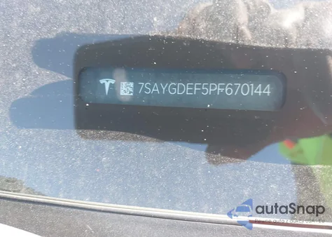 2023 Tesla Model Y Performance Dual Motor All-Wheel Drive from USA, damaged, VIN 7SAYGDEF5PF670144